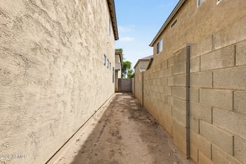 5209 W Fulton St, Phoenix, AZ 85043