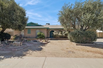 5209 W Las Palmaritas Dr, Glendale, AZ 85302