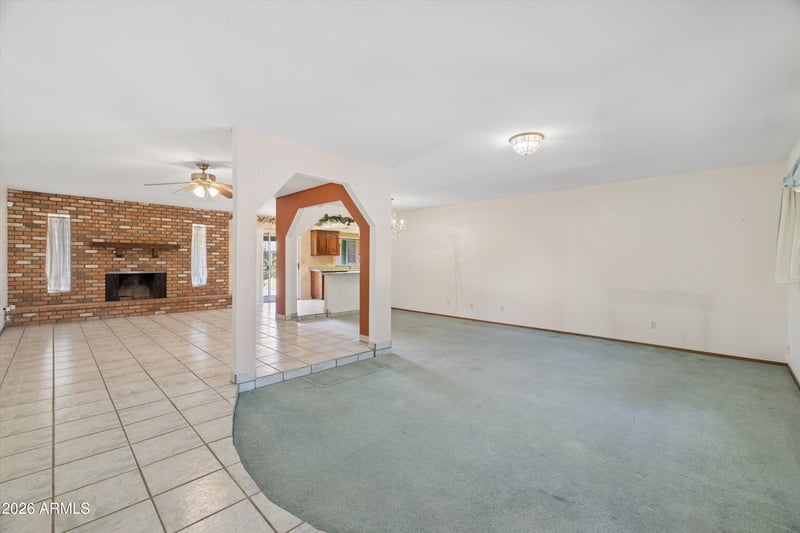 5209 Las Palmaritas Dr, Glendale, AZ 85302