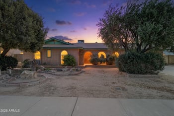 5209 W Las Palmaritas Dr, Glendale, AZ 85302