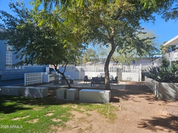 521 Bethany Home Rd, Phoenix, AZ 85012