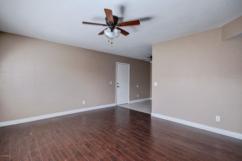 521 E Randy St, Avondale, AZ 85323