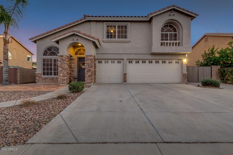 521 E Rosebud Dr, San Tan Valley, AZ 85143