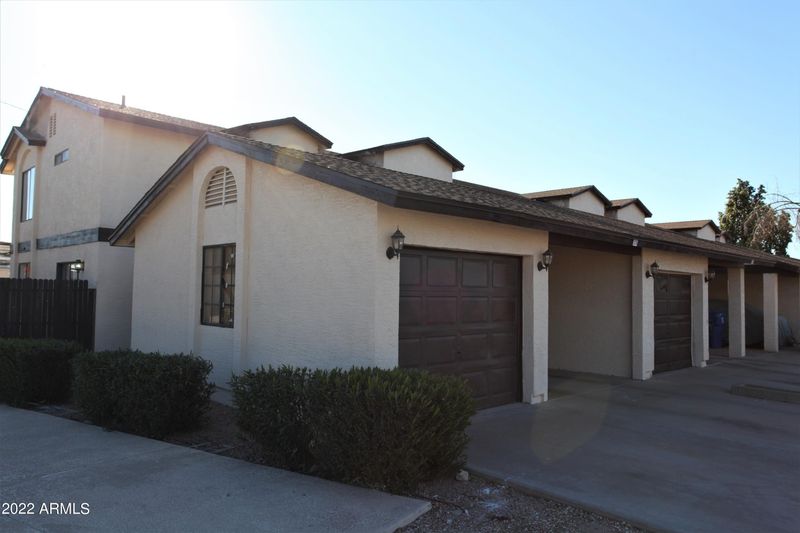 521 N 4th St #A, Avondale, AZ 85323