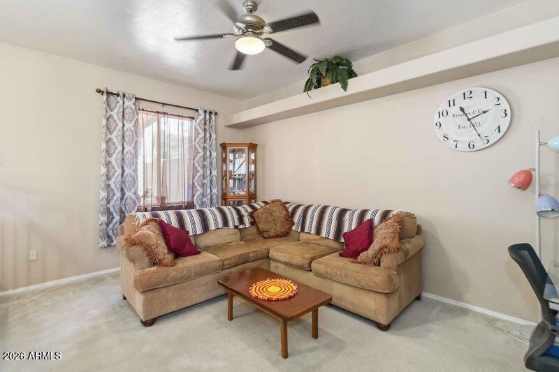 521 N Cobblestone St, Gilbert, AZ 85234