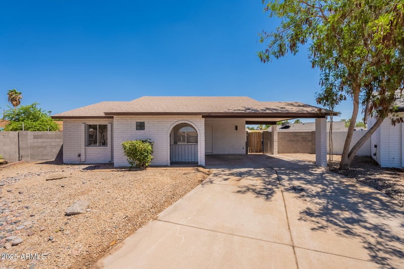 521 Wickieup Ln, Phoenix, AZ 85024