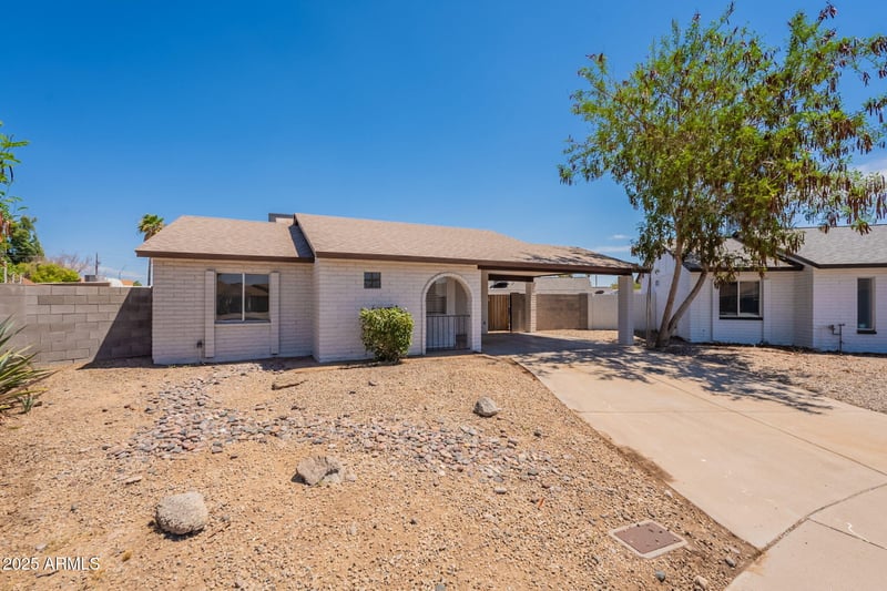 521 Wickieup Ln, Phoenix, AZ 85024