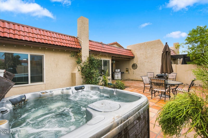 5210 E Saguaro Cir, Phoenix, AZ 85044