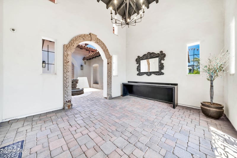 5210 Via Los Caballos Ln, Paradise Valley, AZ 85253