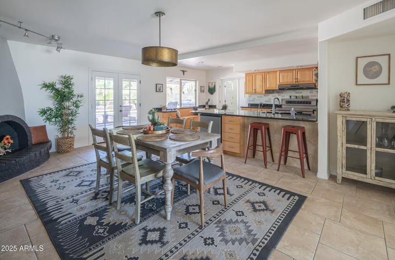 5210 Everett Dr, Scottsdale, AZ 85254