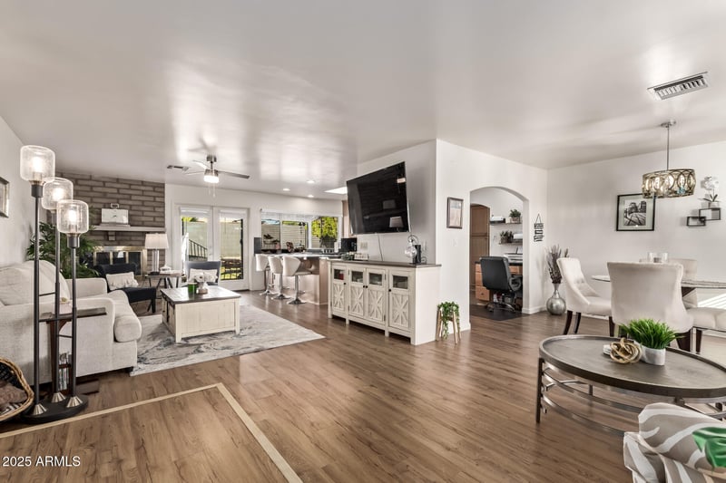 5212 Evans Dr, Scottsdale, AZ 85254