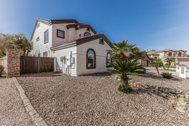5212 Monte Vista St, Chandler, AZ 85249