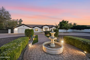 5213 Dobbins Rd, Laveen, AZ 85339