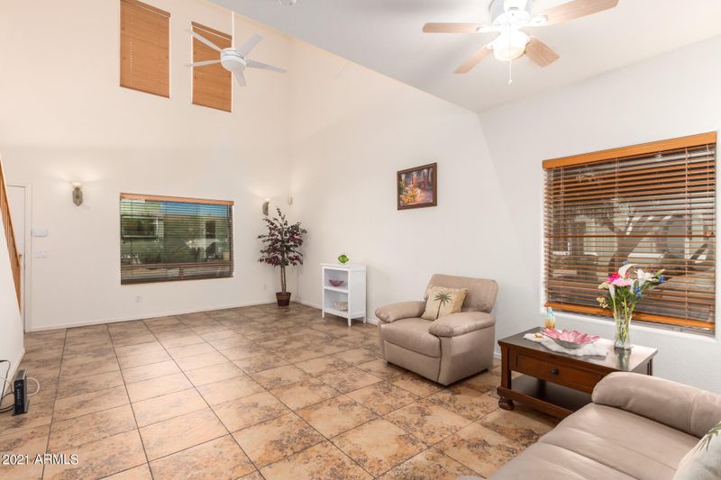 5213 N 16th Dr, Phoenix, AZ 85015