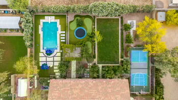 5213 Park View Ln, Glendale, AZ 85310