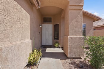 5214 Morgan Dr, Chandler, AZ 85226