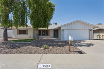 5214 Redfield Rd, Glendale, AZ 85306