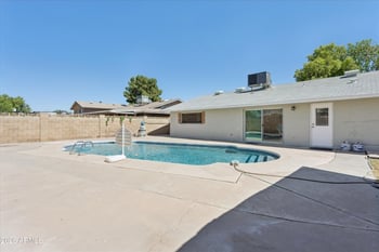5214 Redfield Rd, Glendale, AZ 85306