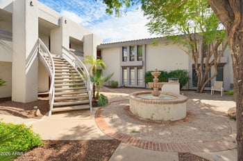 5215 N 24th St #207, Phoenix, AZ 85016