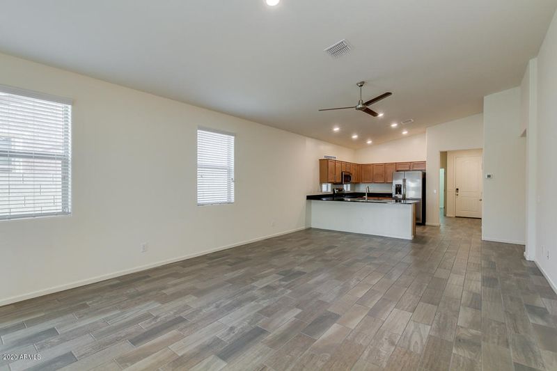 5215 S 16th Pl, Phoenix, AZ 85040