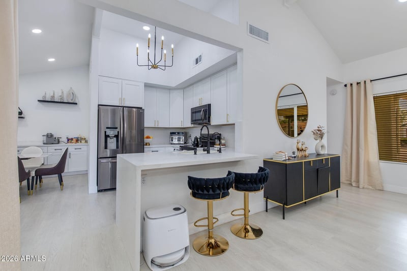 5216 W Voltaire Dr, Glendale, AZ 85304