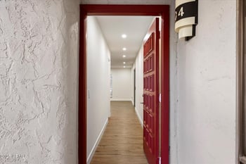 5217 24th St #104, Phoenix, AZ 85016