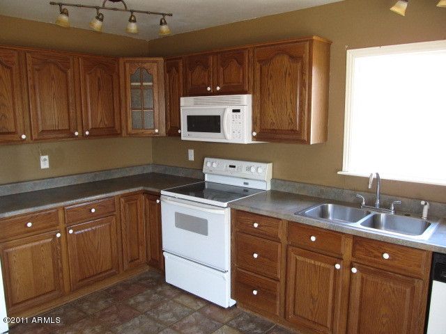 5217 W Crocus Dr, Glendale, AZ 85306