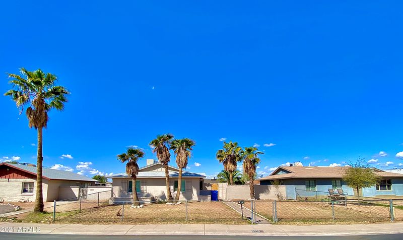5218 S 45th St, Phoenix, AZ 85040