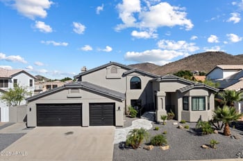 5218 W Rose Garden Ln, Glendale, AZ 85308
