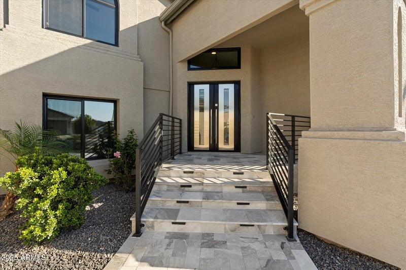5218 W Rose Garden Ln, Glendale, AZ 85308