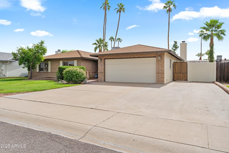 5219 El Caminito Dr, Glendale, AZ 85302