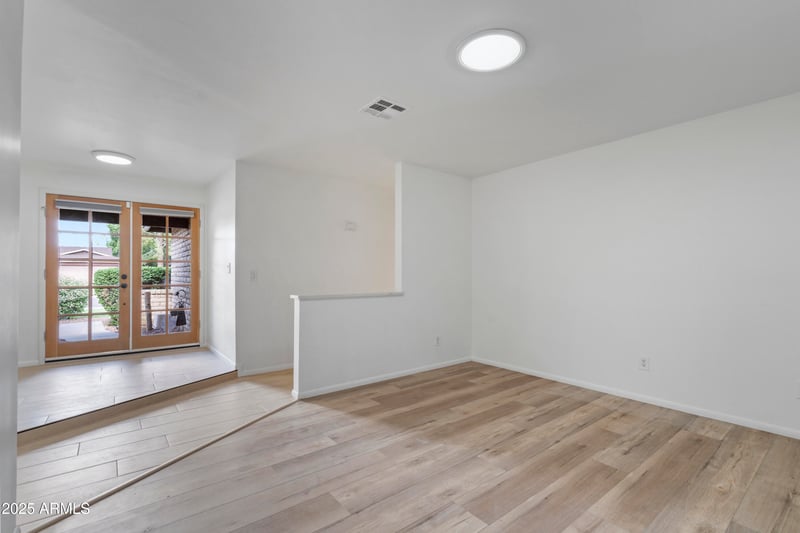 5219 El Caminito Dr, Glendale, AZ 85302