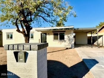 522 74th Pl, Mesa, AZ 85208