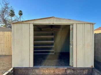 522 74th Pl, Mesa, AZ 85208