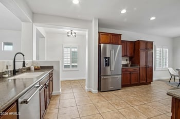 522 Goldmine Ln, San Tan Valley, AZ 85140