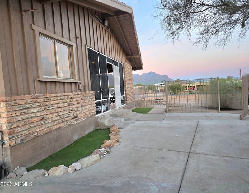 522 Cortez Rd, Apache Junction, AZ 85119