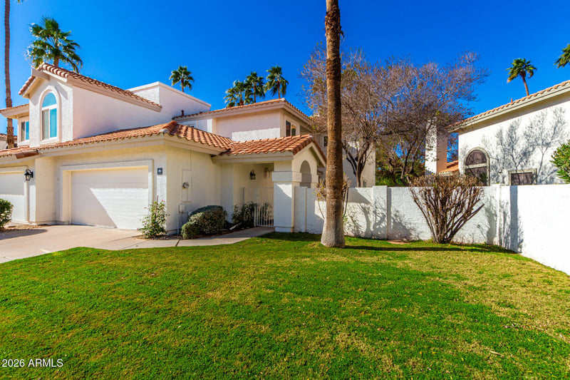 522 S Marina Dr, Gilbert, AZ 85233