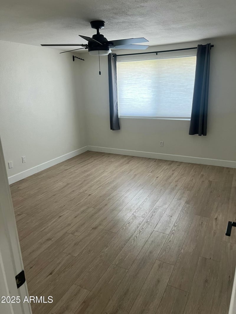 522 Wesleyan Dr, Tempe, AZ 85282