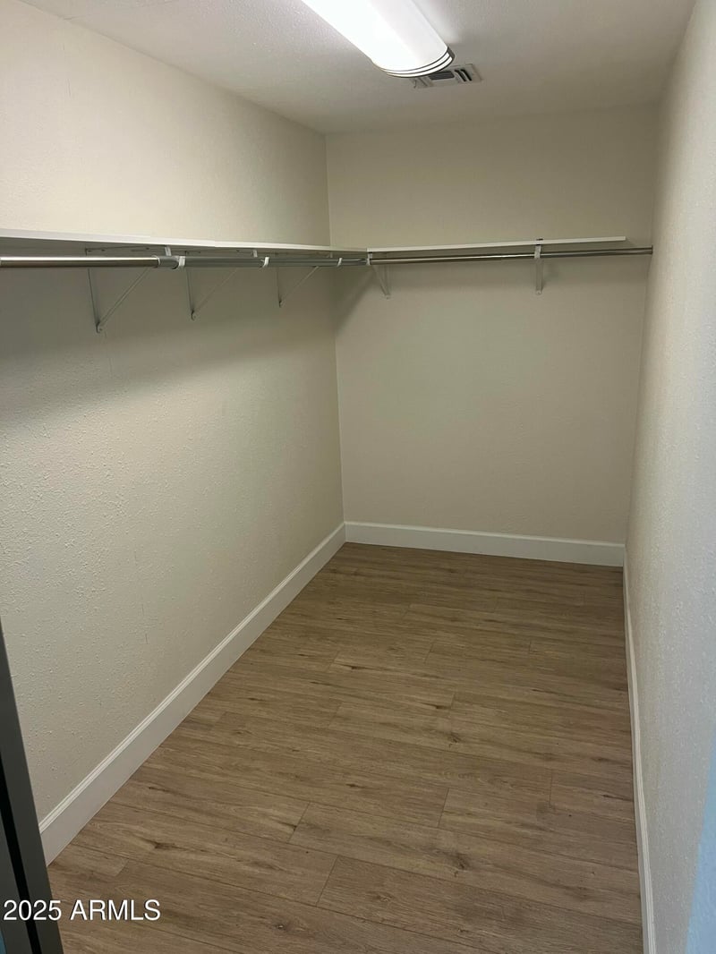 522 Wesleyan Dr, Tempe, AZ 85282