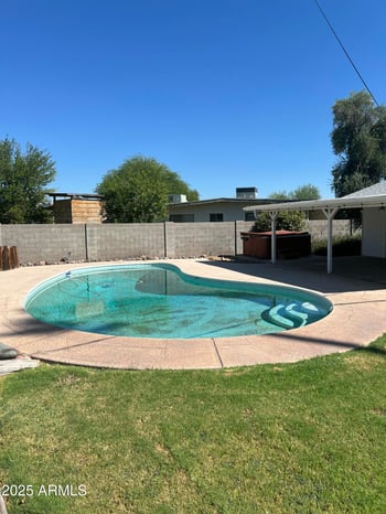 522 Wesleyan Dr, Tempe, AZ 85282