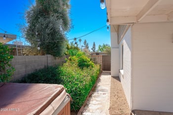 522 Wesleyan Dr, Tempe, AZ 85282