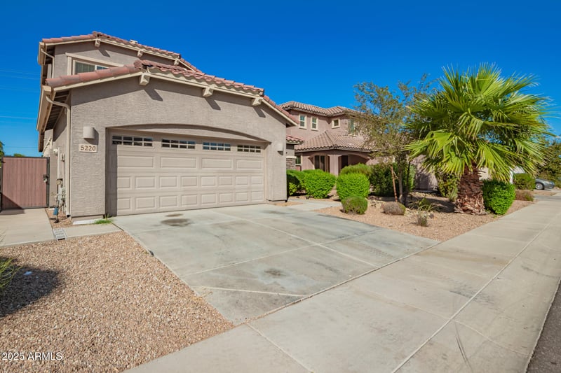 5220 16th Pl, Phoenix, AZ 85040
