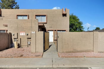 5220 Lynwood St, Phoenix, AZ 85043