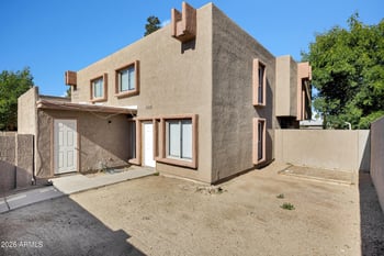 5220 Lynwood St, Phoenix, AZ 85043