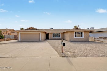 5220 N 68th Ave, Glendale, AZ 85303