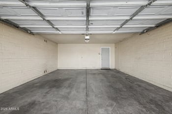 5220 68th Ave, Glendale, AZ 85303