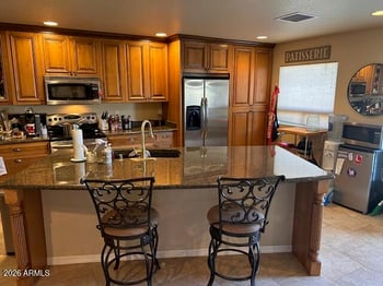 5220 Beverly Ln, Glendale, AZ 85306