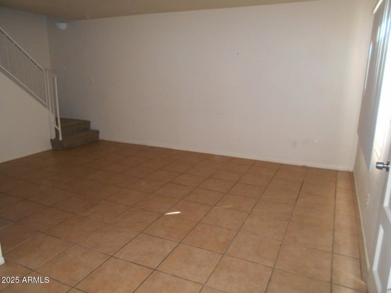 5221 42nd Ln, Phoenix, AZ 85019