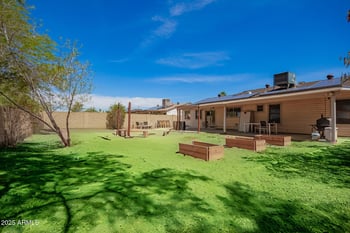 5221 Columbine Dr, Glendale, AZ 85304