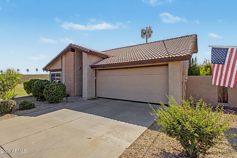 5221 E Saguaro Cir, Phoenix, AZ 85044